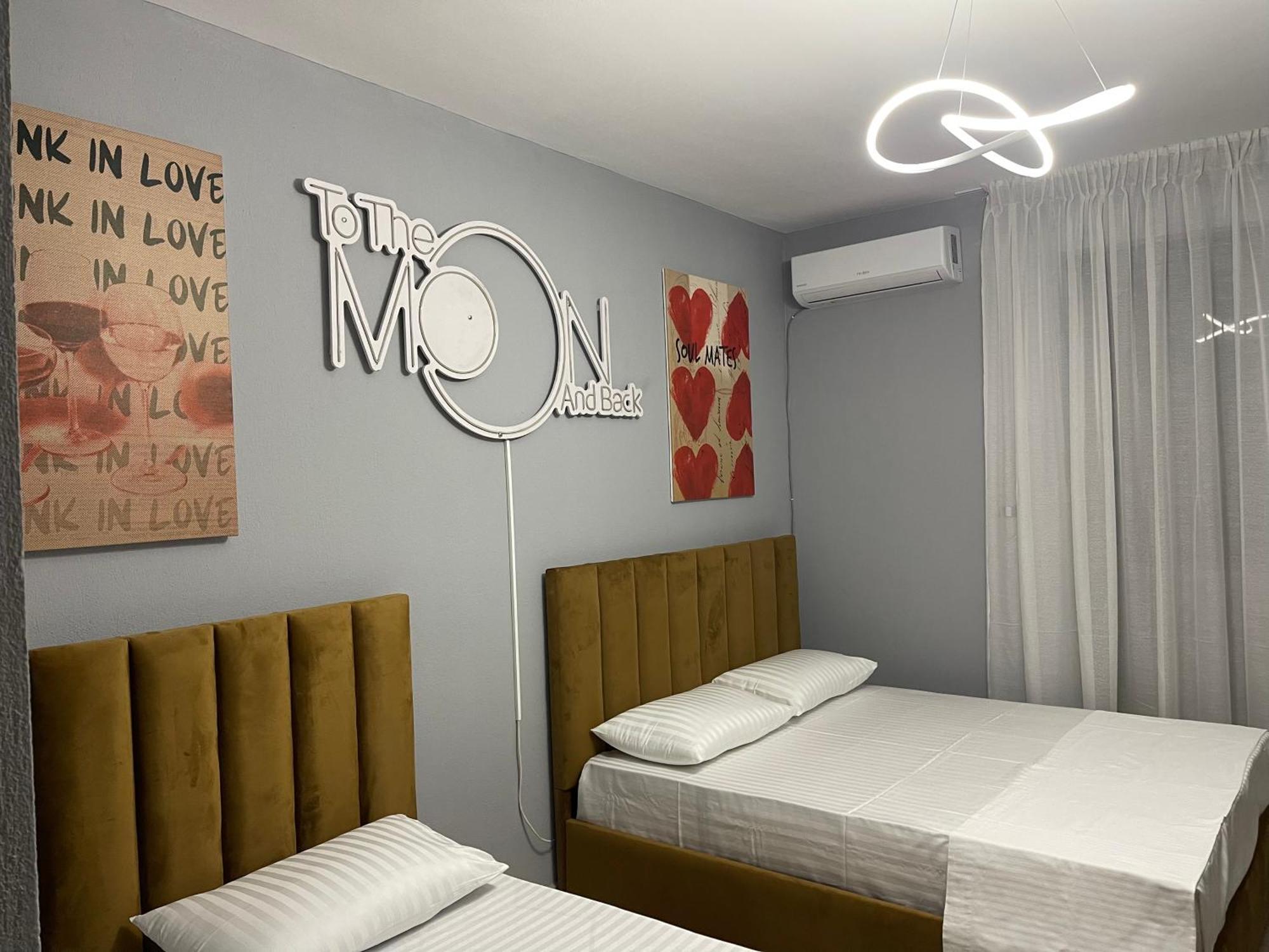 Super House 2 Blloku - 3 Rooms Тирана Экстерьер фото