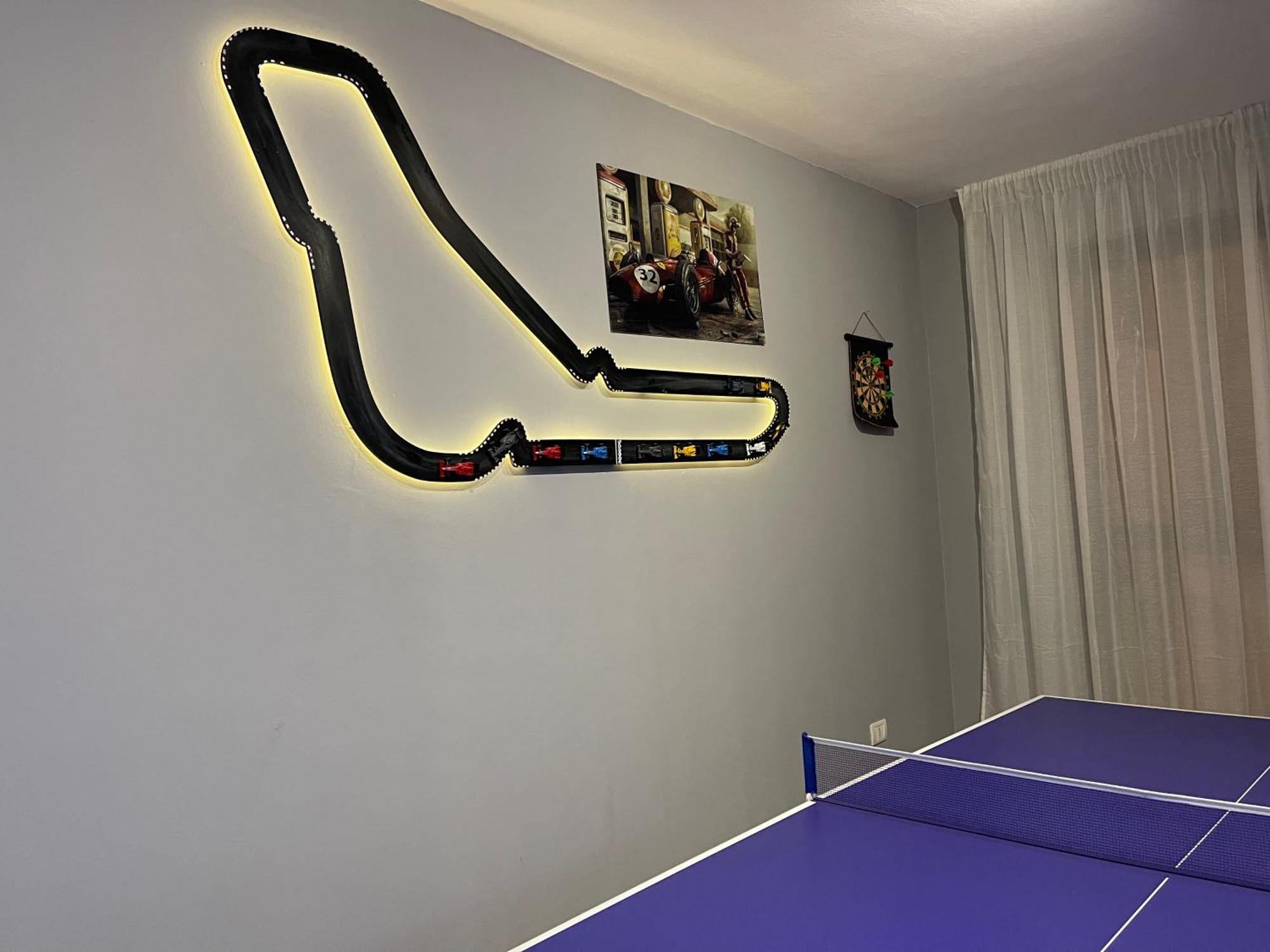Super House 2 Blloku - 3 Rooms Тирана Экстерьер фото