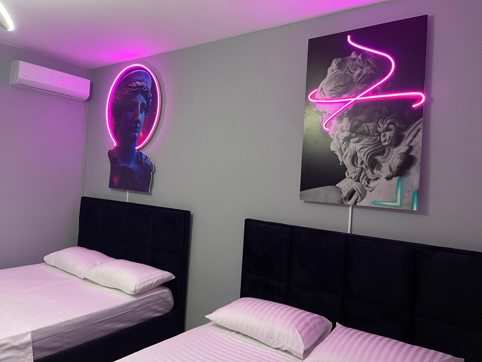 Super House 2 Blloku - 3 Rooms Тирана Экстерьер фото